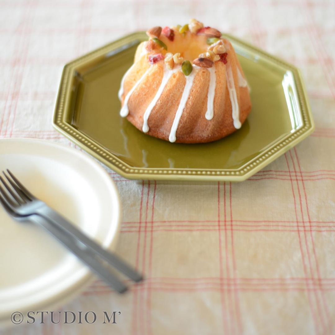 Gatis - plate olive