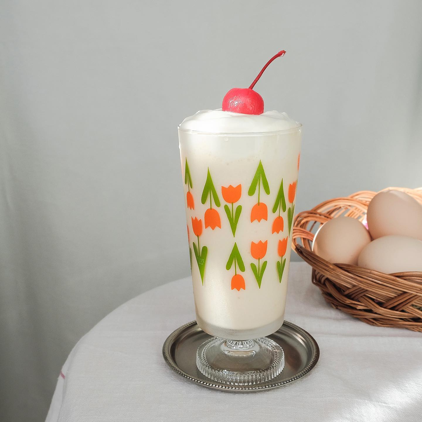 Aderia Retro Orange Tulips Stemware Glass