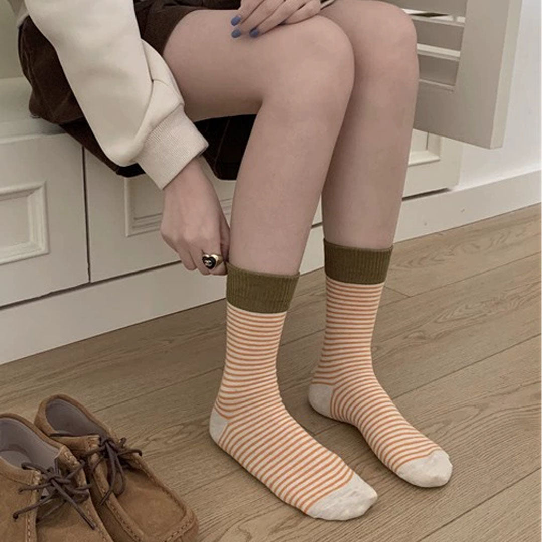 Beige Toe Striped Socks