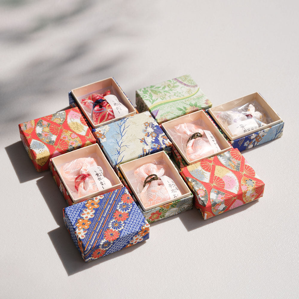 Brocade Sachet (Small) – Yoikagari, in Yuzen Paper Box