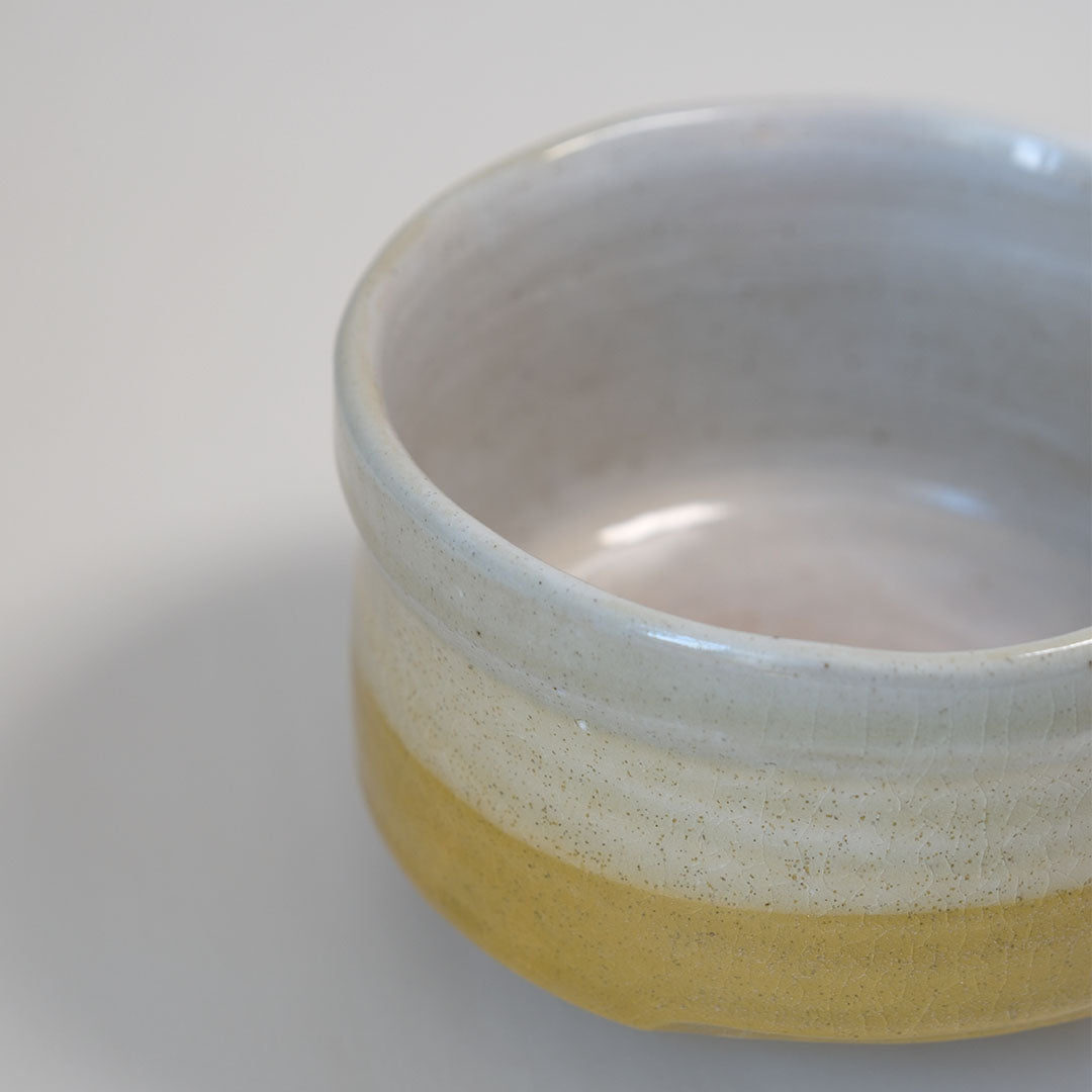 Minoyaki Matcha Bowl，Niji-Sai Yellow