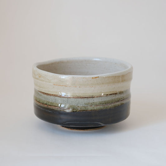 Minoyaki Matcha Bowl，Niji-Sai Black