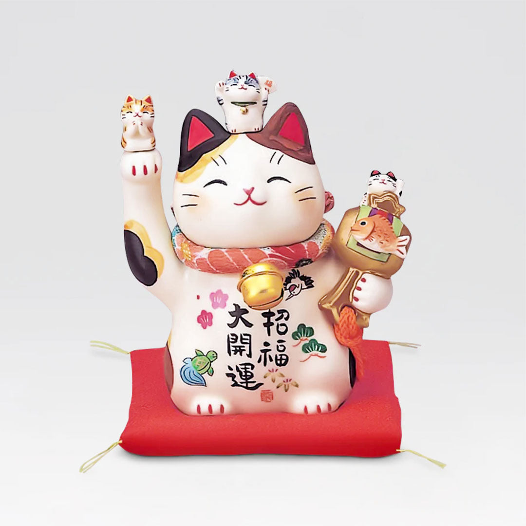 Lucky Cat With Crepe Collar 11.5cm