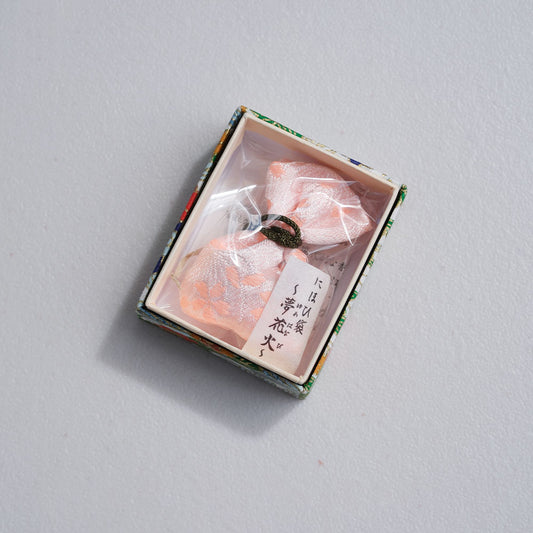 Brocade Sachet (Small) – Yumehanabi, in Yuzen Paper Box